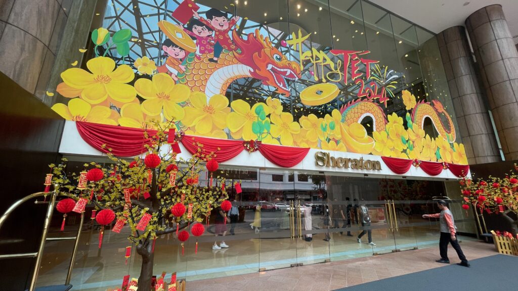 テトシェラトン